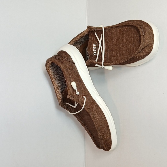 Reef Men's Cushion Coast Lightweight brown Loafer Men's Shoes size 9 - Picture 2 of 9